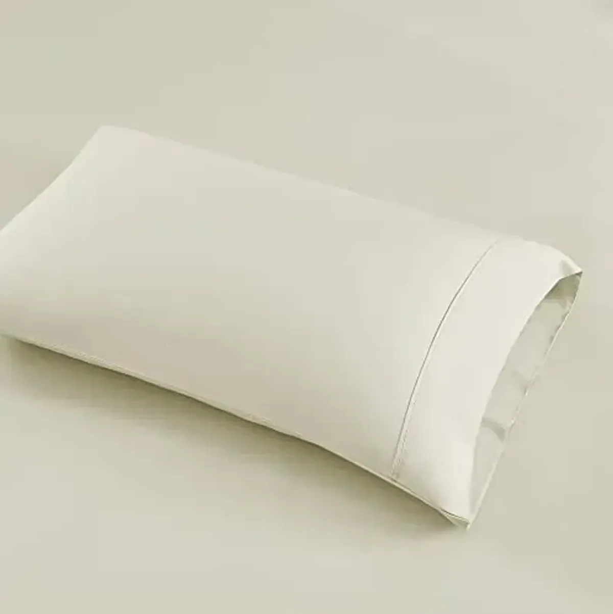Beautyrest 1000 Thread Count, Solid Color Sheet Set, Elastic Deep Pocket, All Season, Breathable, HeiQ Smart Temperature, Soft Cotton Blend Bedding, Matching Pillowcase, King Ivory 4 Piece