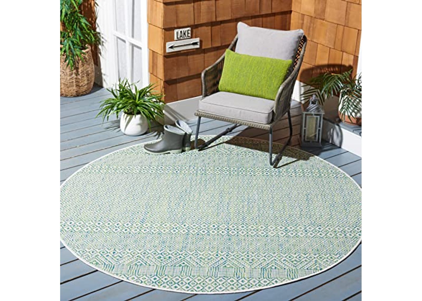 SAFAVIEH Courtyard Collection CY8235 Moroccan Boho Indoor/ Outside Non-Shedding Easy Patio Backyard Porch Deck Mudroom Area, 6'7" Round, Ivory/Green