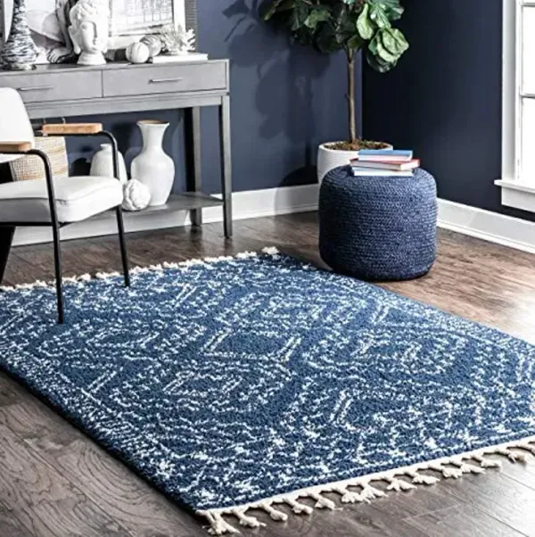 Nuloom Vasiliki Blue/Ivory, 4' Round, Moroccan Shag, Tassel, Soft and Plush, High Traffic, Stain Resistant, Easy Clean, Durable Area Rug for Bedroom, Living Room, Dining Space, Den, Foyer