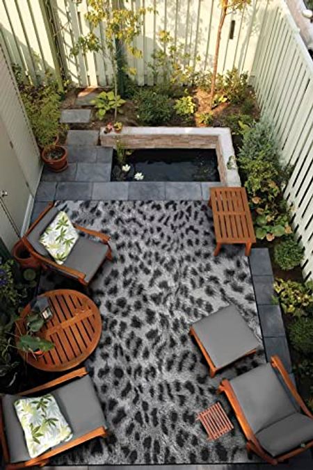 Couristan Dolce Lynx Indoor/Outdoor Area Rug, 2'3" x 3'11", Ivory-Charcoal Black