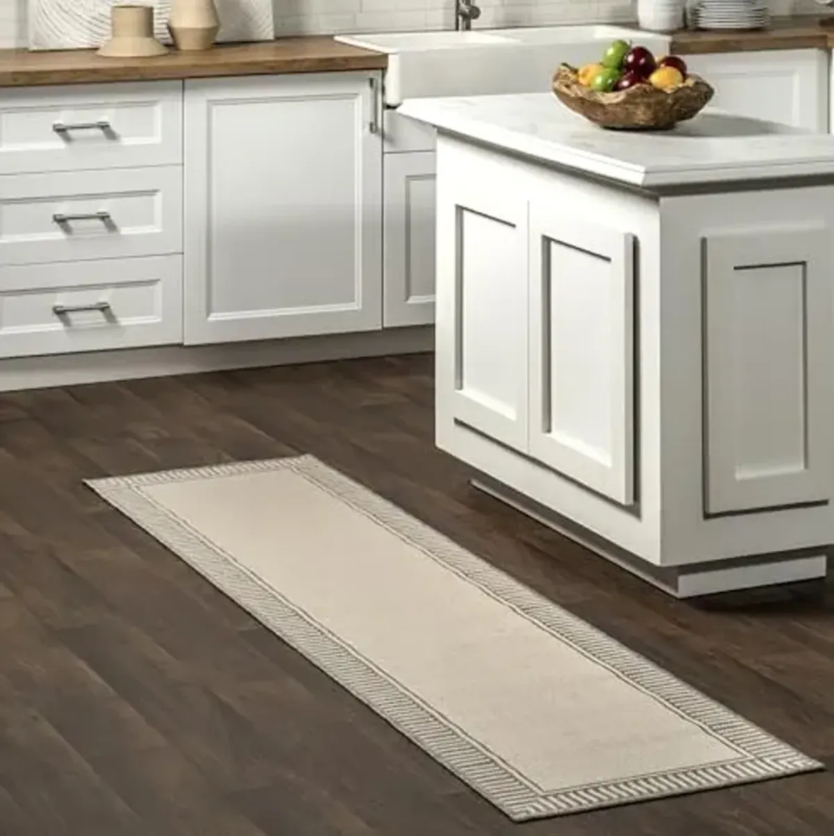 nuLOOM Asha Light Grey/Ivory, 2' x 8', Casual, Striped Border, Soft and Cozy, High Traffic, Stain Resistant, Easy Clean, Durable Runner for Indoor/Outdoor Patio, Deck, Porch, Garden, Courtyard