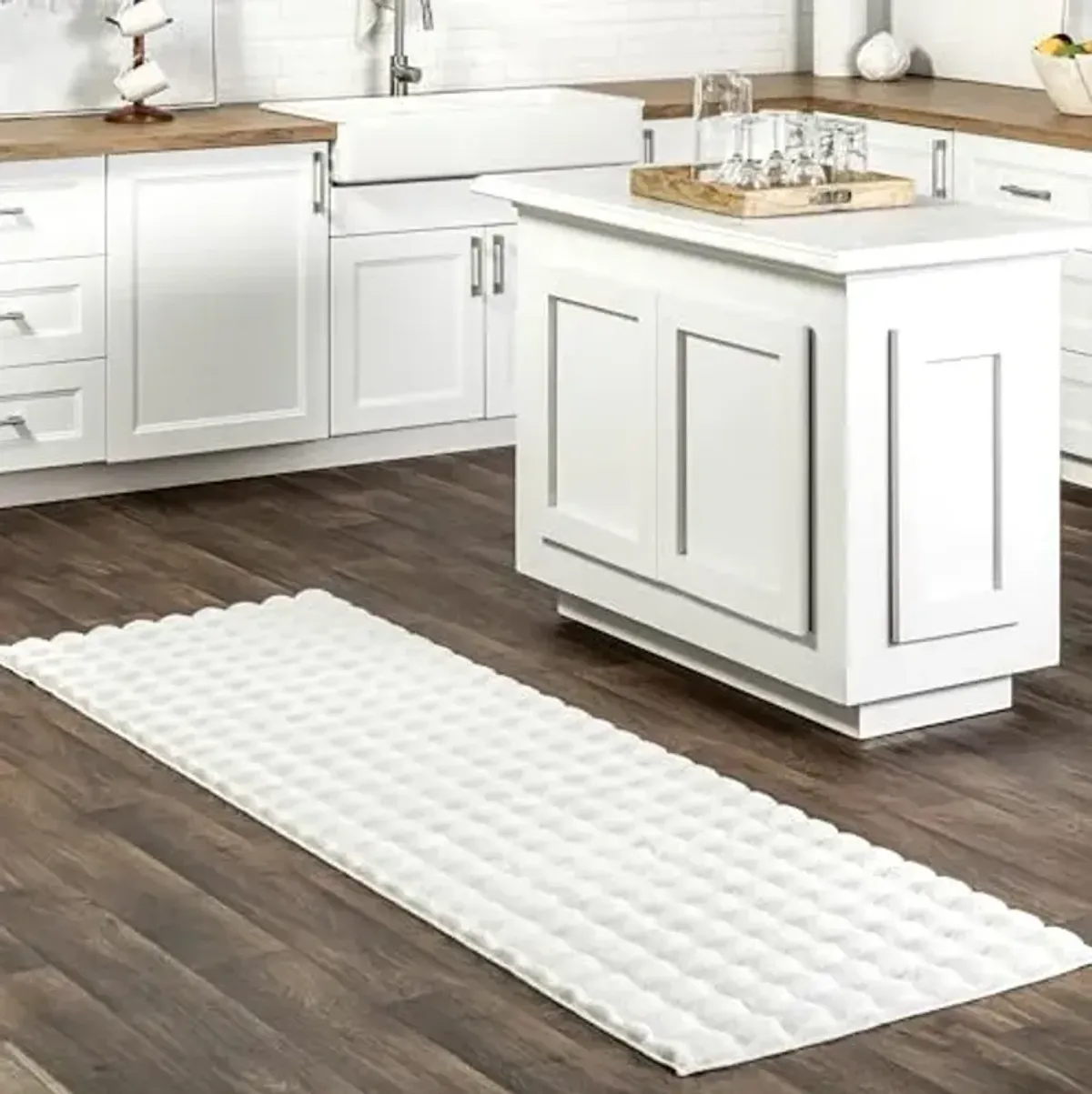 nuLOOM 2' x 8' Cozy Plush SuperiorWash Area Rug, Machine Washable, Non-Slip, Soft Fluffy Shag Carpet for Living Room Bedroom Kids Room Nursery Home Decor, Jeni White