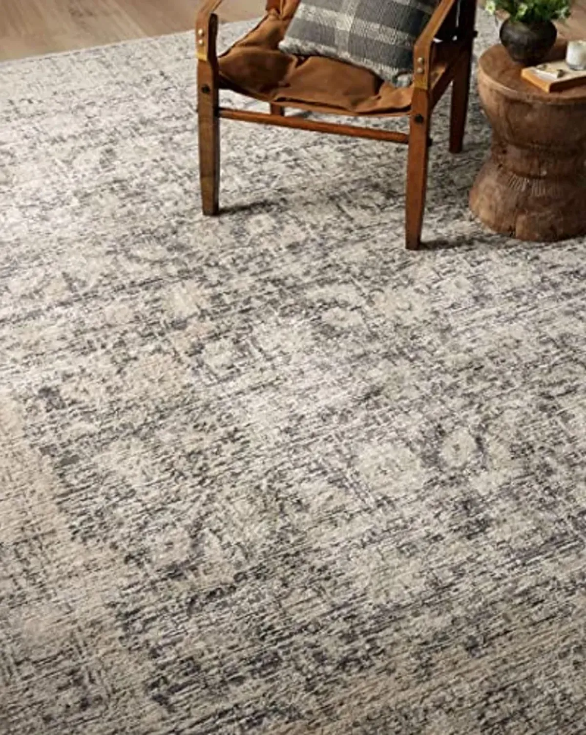 Loloi Amber Lewis Alie Collection ALE-05 Charcoal/Beige 18" x 18", .13" Pile Height, Sample Rug