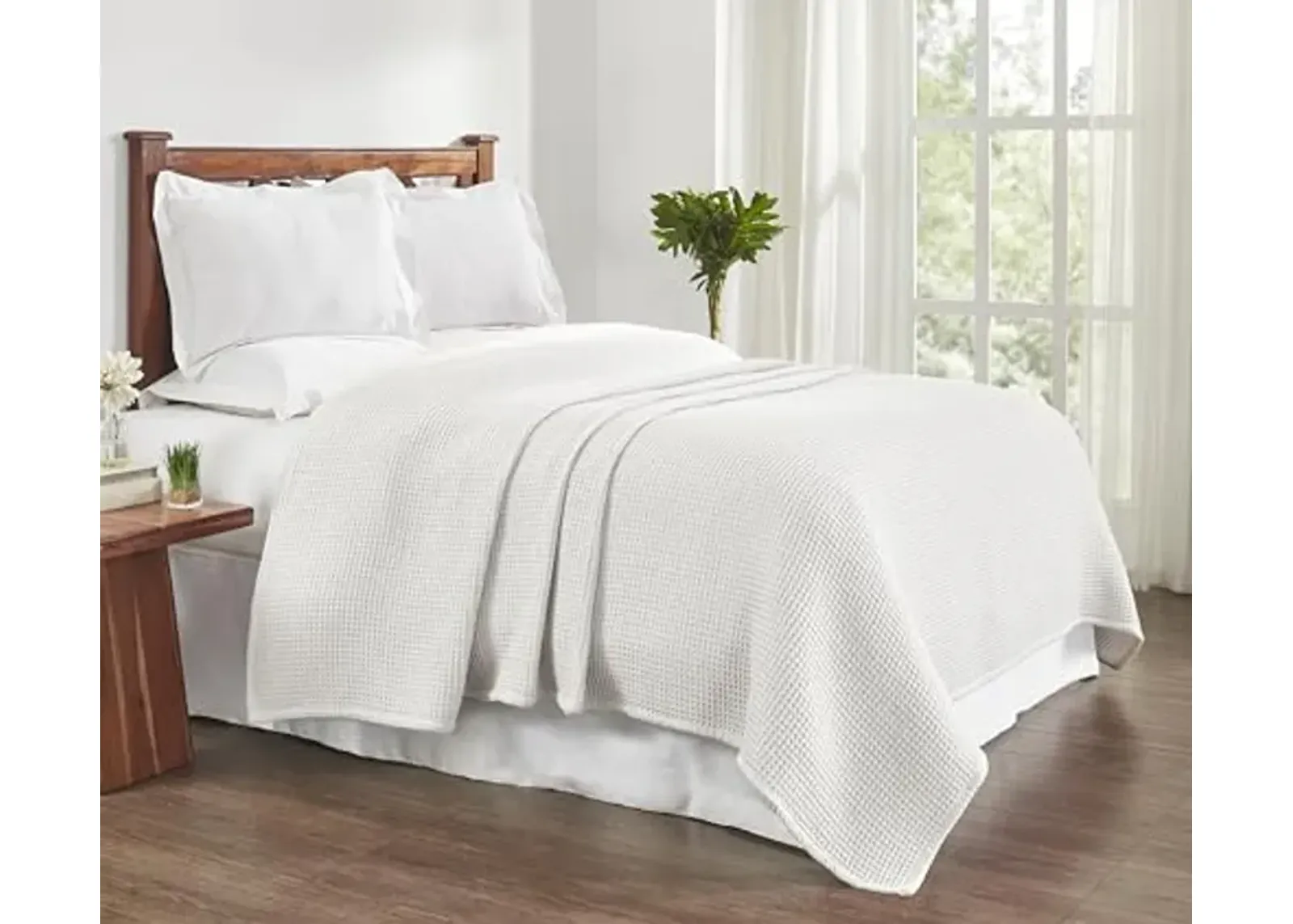 Tahari Home - Blanket, Soft Waffle Cotton Blanket, Cozy Home Decor (Samantha Bright White, King)