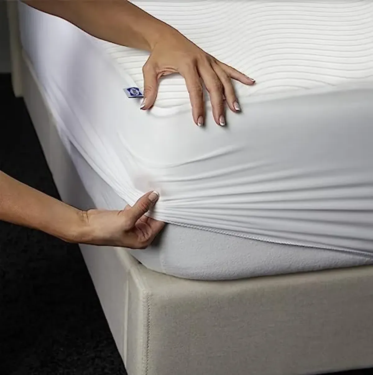 Sealy Complete Protection Mattress Protector- Twin Size Stain Protection Waterproof Machine Washable Cover