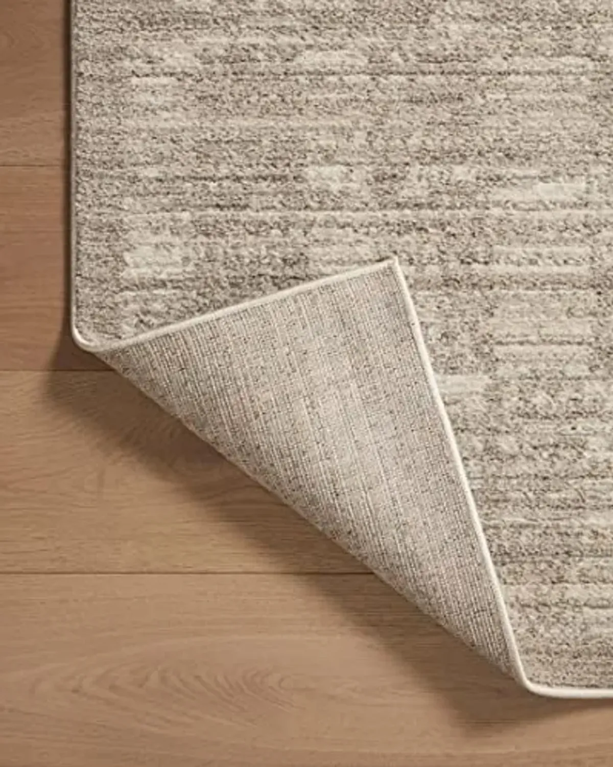 Loloi II Darby Collection DAR-07 Pebble/Sand 2'-7" x 12'-0" Runner Rug