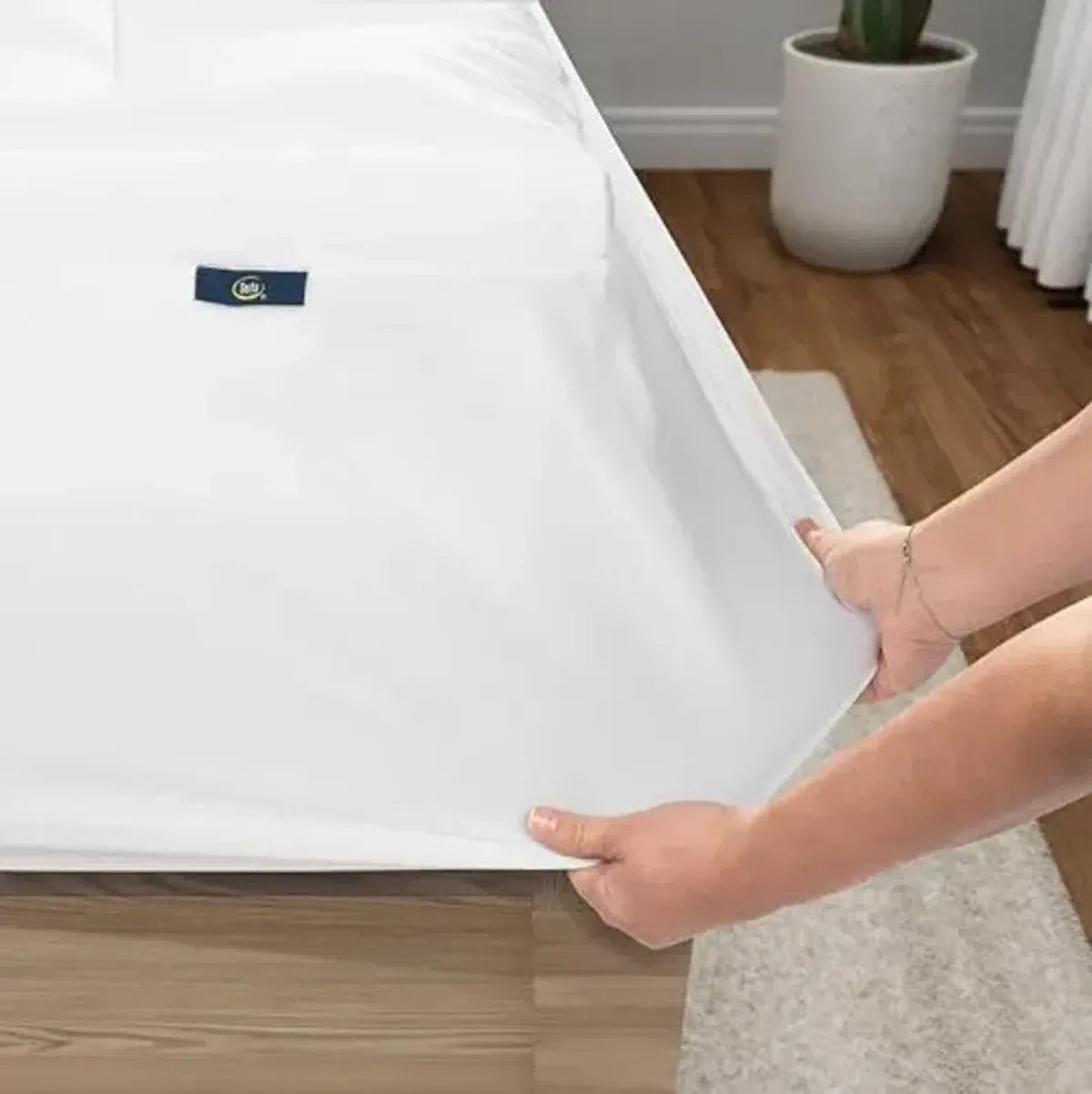 Serta Memory Flex Soft Queen Mattress Topper, 2" Pillow Top Mattress Pad, Cushioning Stain Resistant Mattress Protector with 15" Pocket for Secure Fit, Machine Washable, White