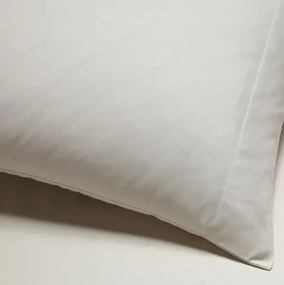 Tahari Home - Sheets, Soft Bedding Set with Matching Pillowcases, Dorm Essentials, Wrinkle Resistant Room Decor (Vines Birch Beige, King)