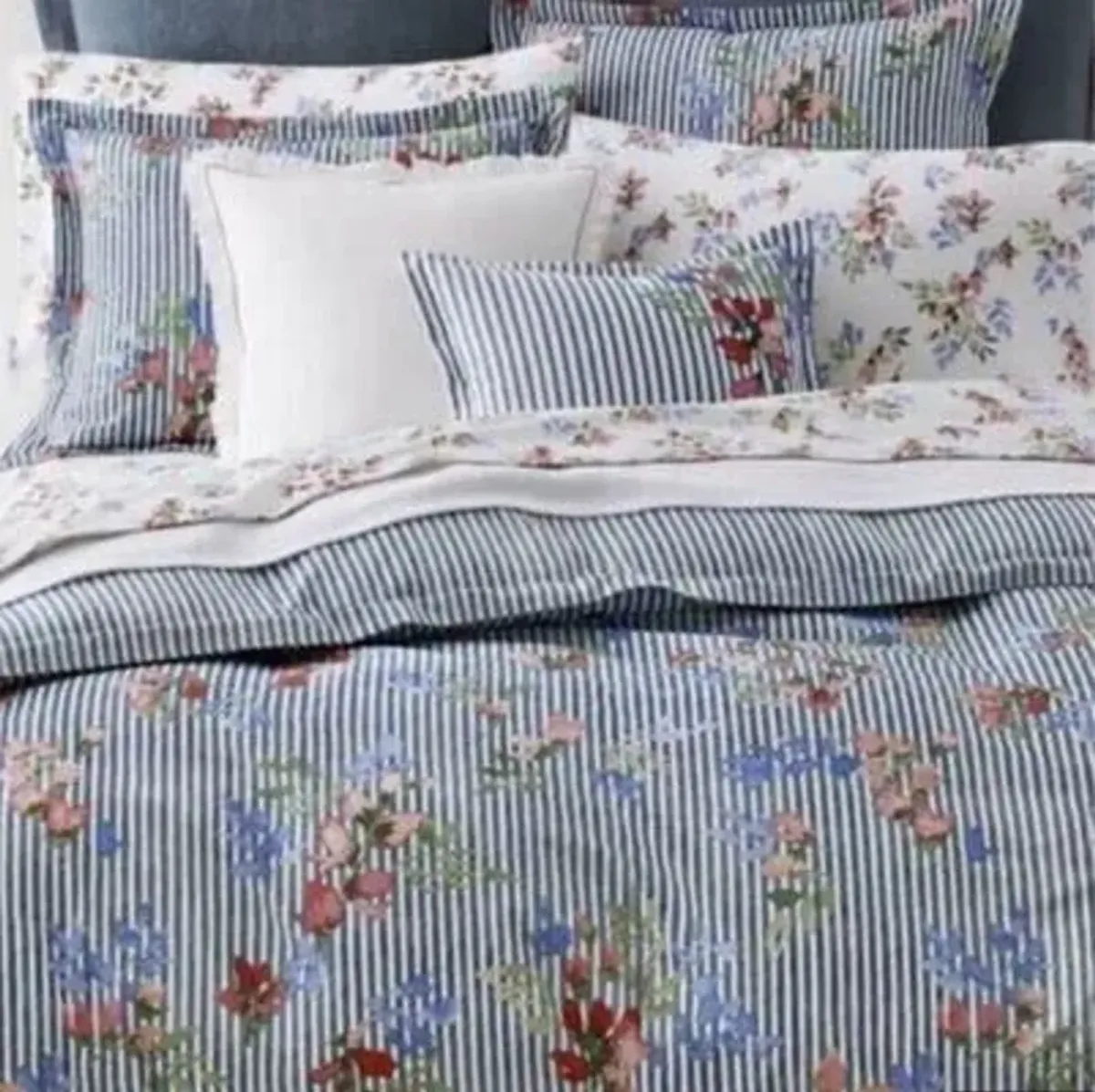 Lauren Ralph Lauren Maggie Floral Stripe King 3 pc Duvet Cover Set Shams Blue Pink White (King (U.S. Standard))