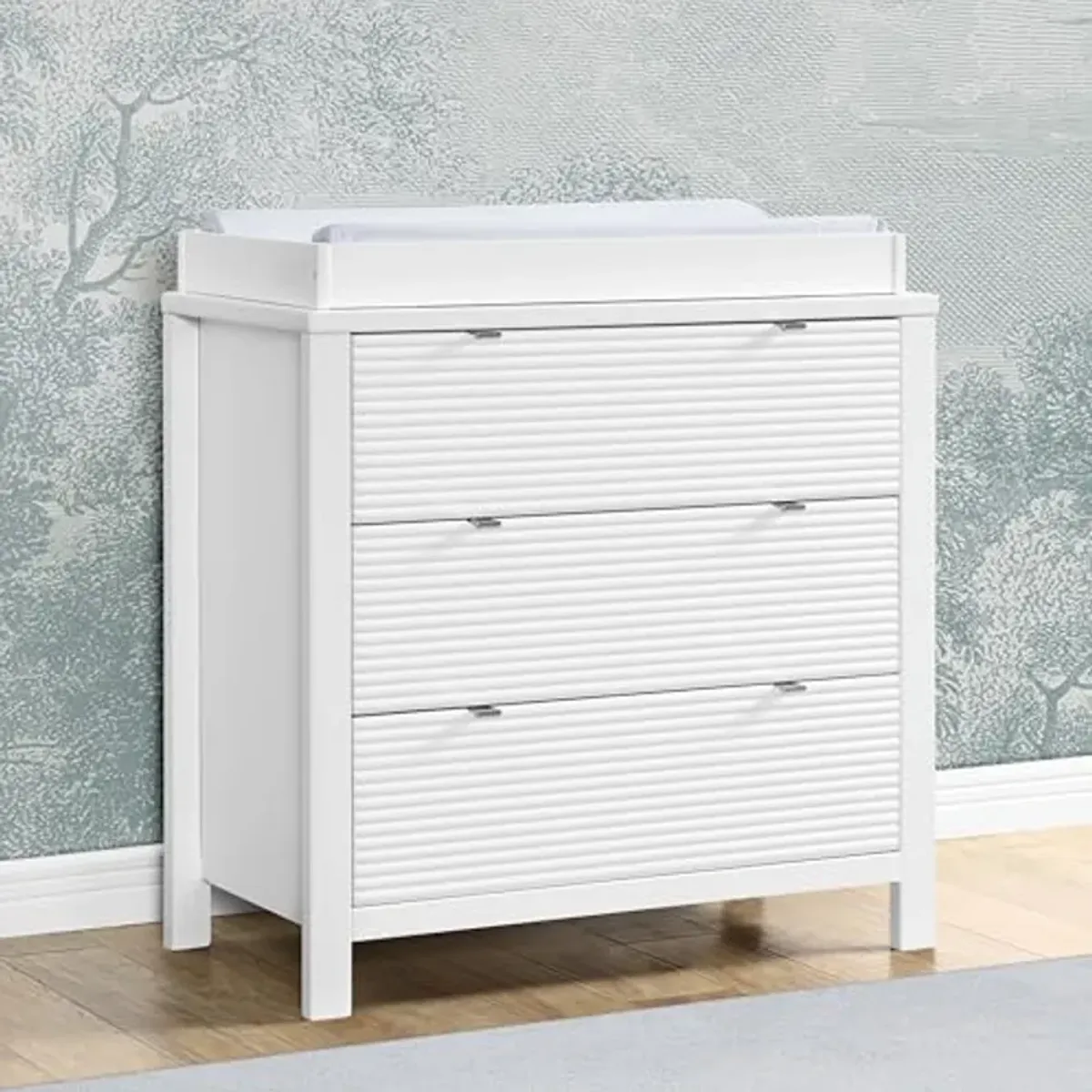 Delta Children Cassie 3 Drawer Dresser with Changing Top and Interlocking Drawers, Bianca White