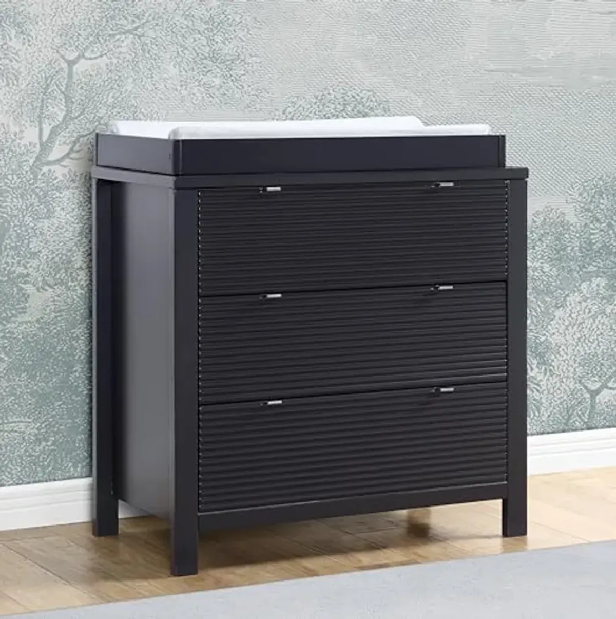 Delta Children Cassie 3 Drawer Dresser with Changing Top and Interlocking Drawers, Midnight Grey