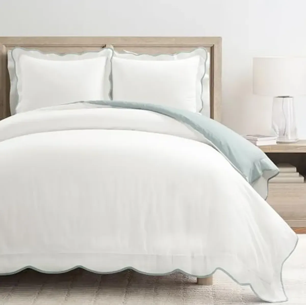 Lush Decor Coastal Chic Scallop Edge Cotton Duvet Blue/White 3 Piece Set Full/Queen - Soft Elegant Affordable Luxury Duvet Set