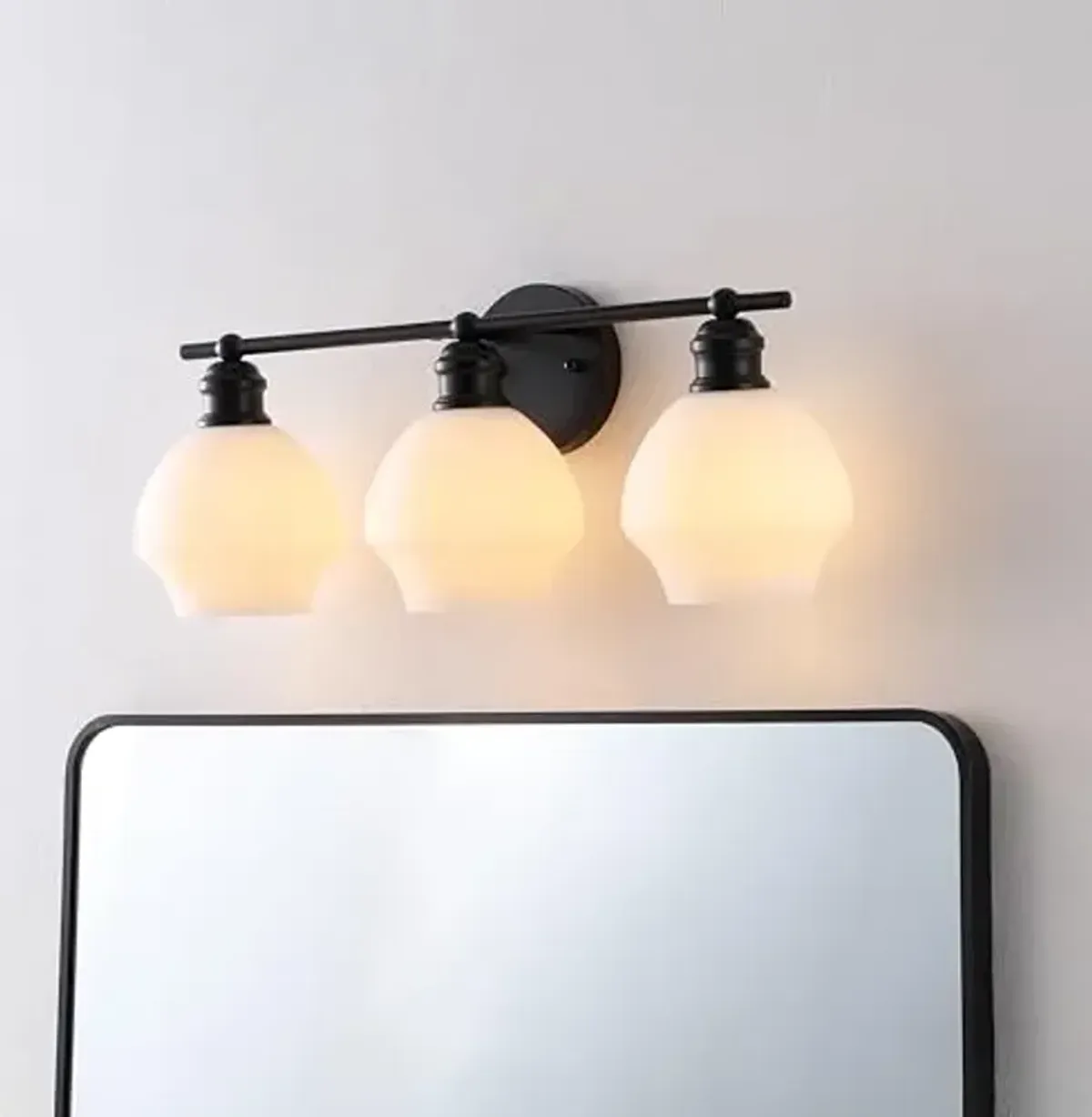 SAFAVIEH Lighting Collection Mylsa Black/White 3-light Wall Sconce Light Fixture Ideal for Bathroom, Entryway, Vanity, Foyer, Hallway, Living Room (LED Bulbs Included)