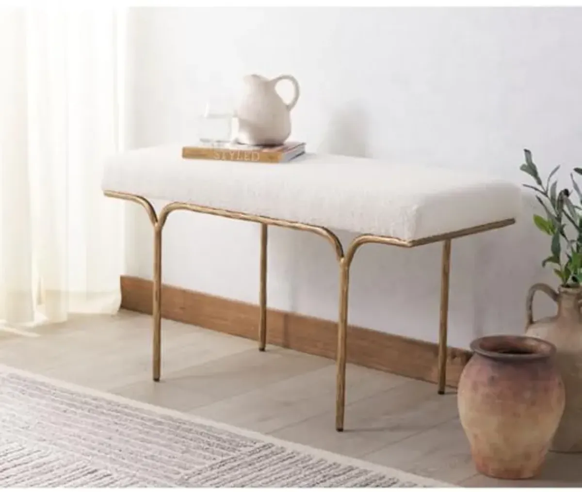 SAFAVIEH Couture Collection Marvin Ivory Boucle/Brass Bench