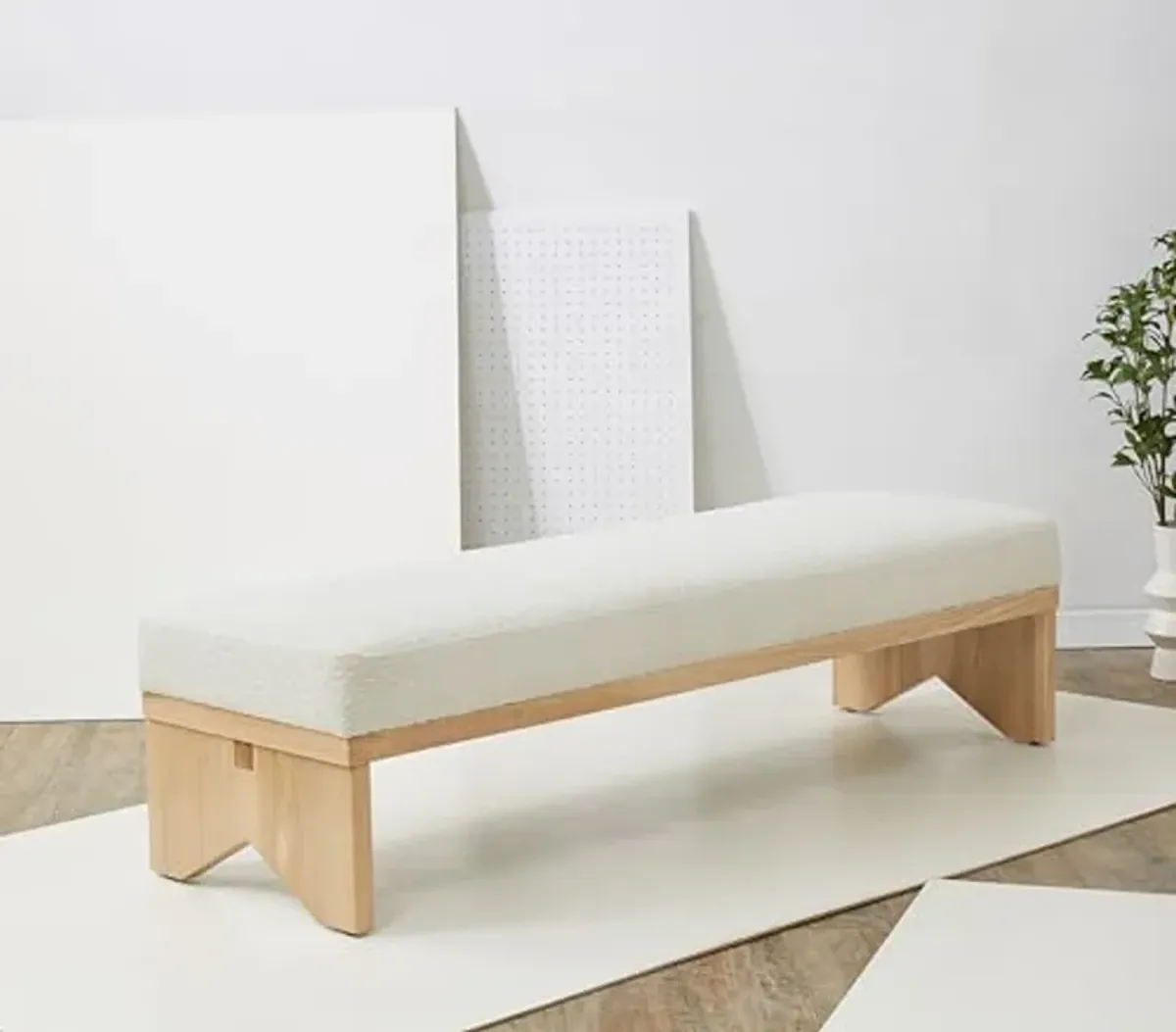 SAFAVIEH Couture Collection Sharyn Mid-Century Modern Ivory Boucle/Natural Bench