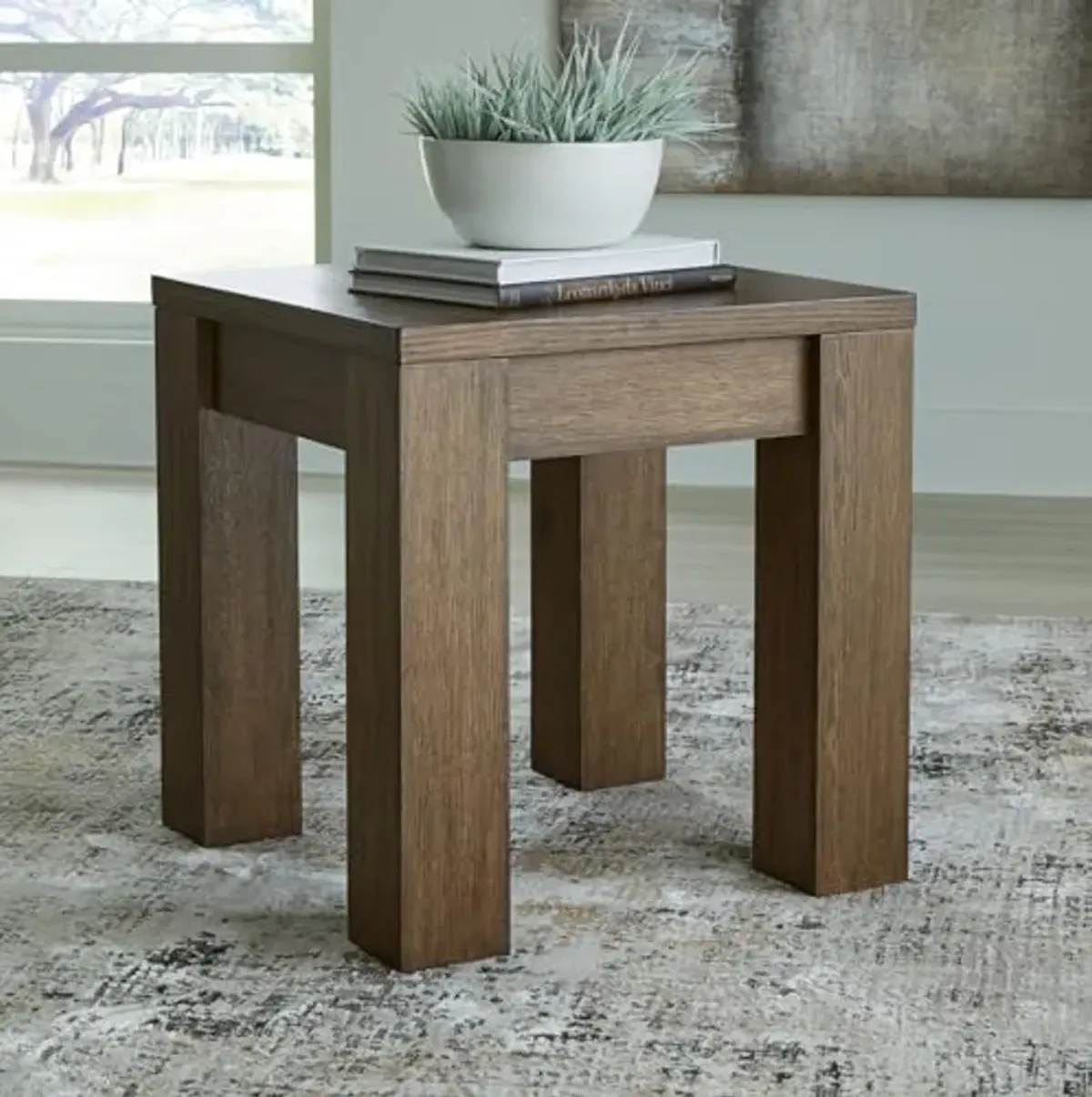 Signature Design by Ashley Rosswain Casual End Table with Wireless Charging and Straight Legs, Dark Brown