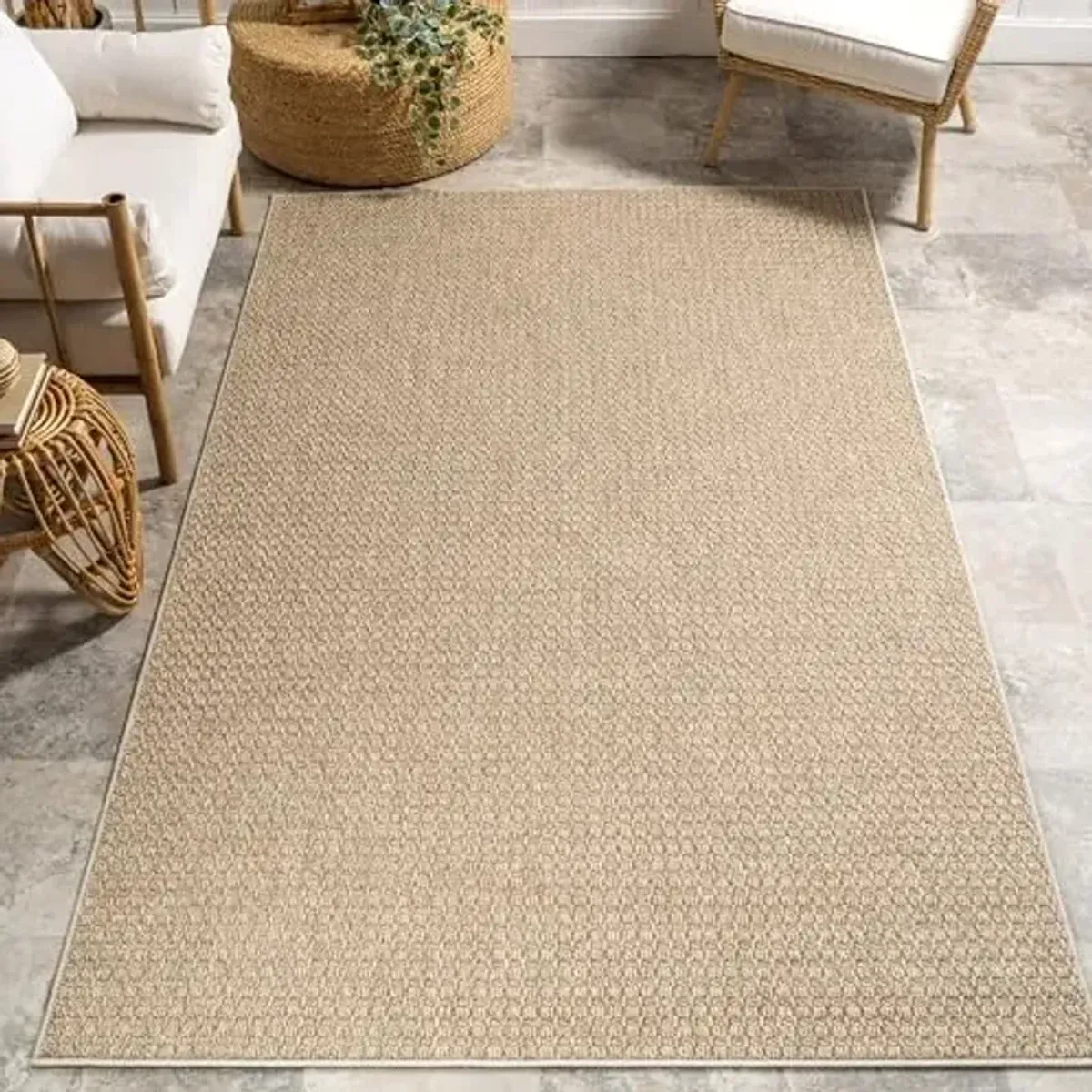 nuLOOM 5' x 8' Plush Indoor/Outdoor Area Rug, UV-Resistant, Long Loop Construction, Oeko-TEX Certified, Paito, Balcony, Jazmin Beige