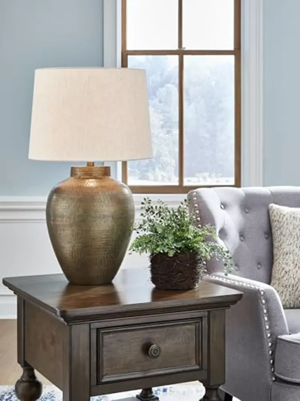 Signature Design by Ashley Madney Contemporary Aluminum Table Lamp with 3-Way Switch, Metallic & Beige