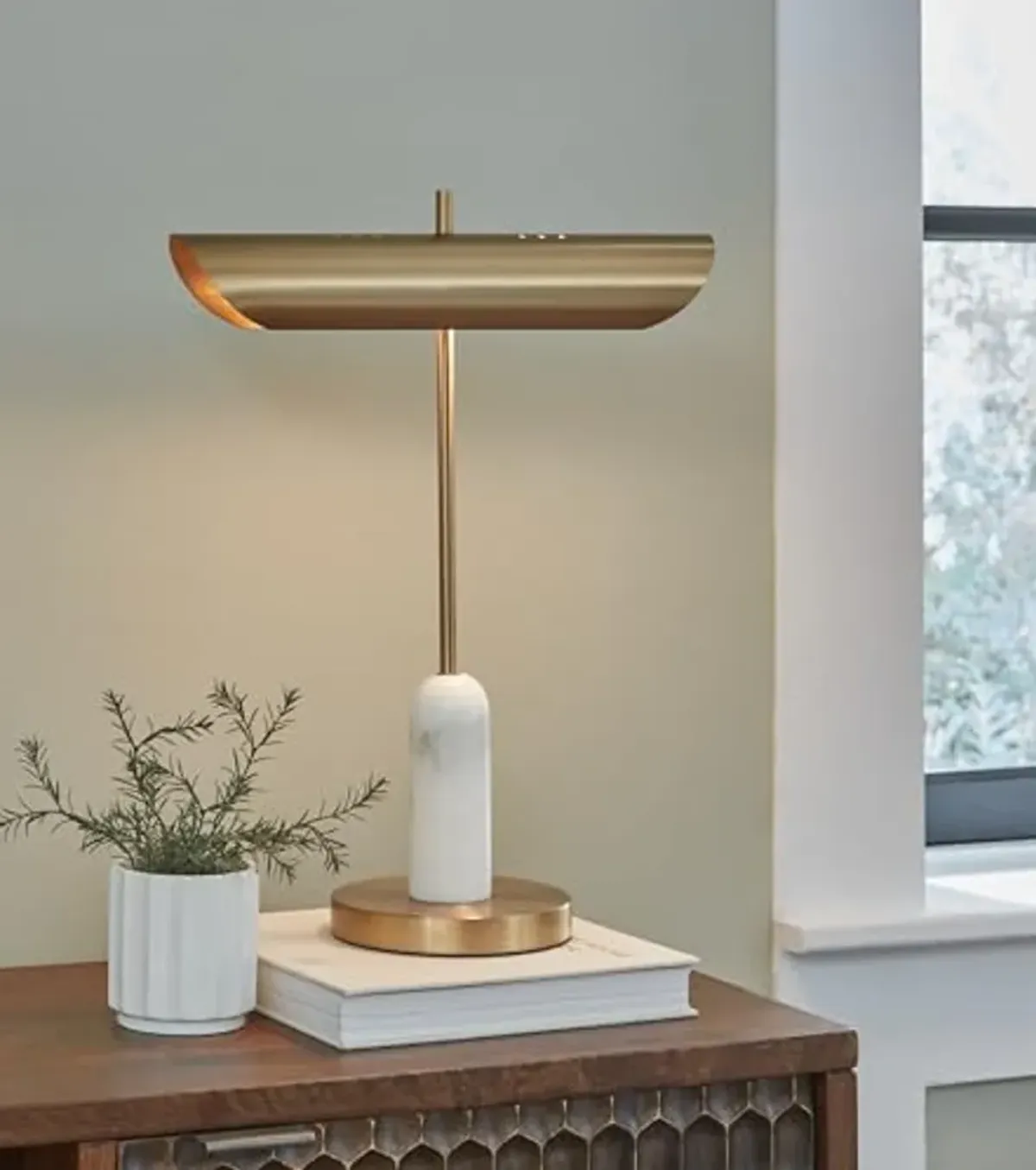 Signature Design by Ashley Rowleigh Contemporary Marble and Metal Desk Lamp with 2 Sockets, USB-C Ports and On-Off Switch, Metallic & White