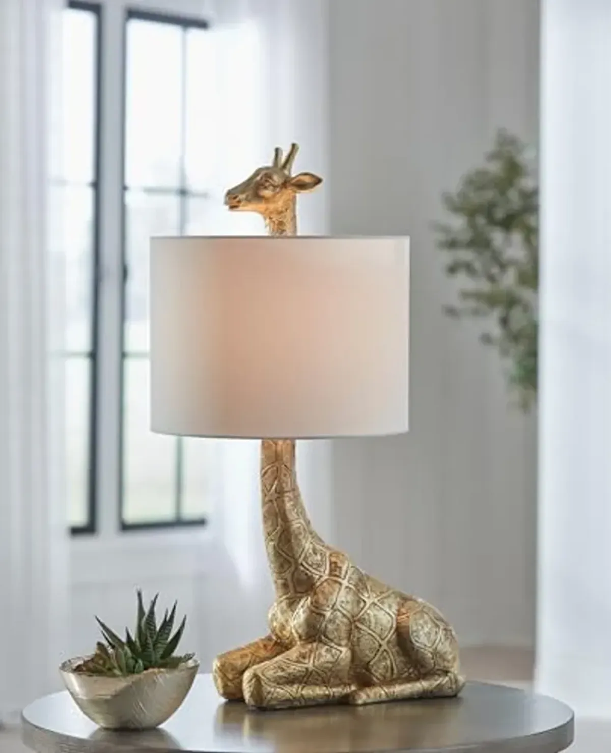 Signature Design by Ashley Ferrison Contemporary Polyresin Giraffe Table Lamp with On-Off Switch, Metallic & White