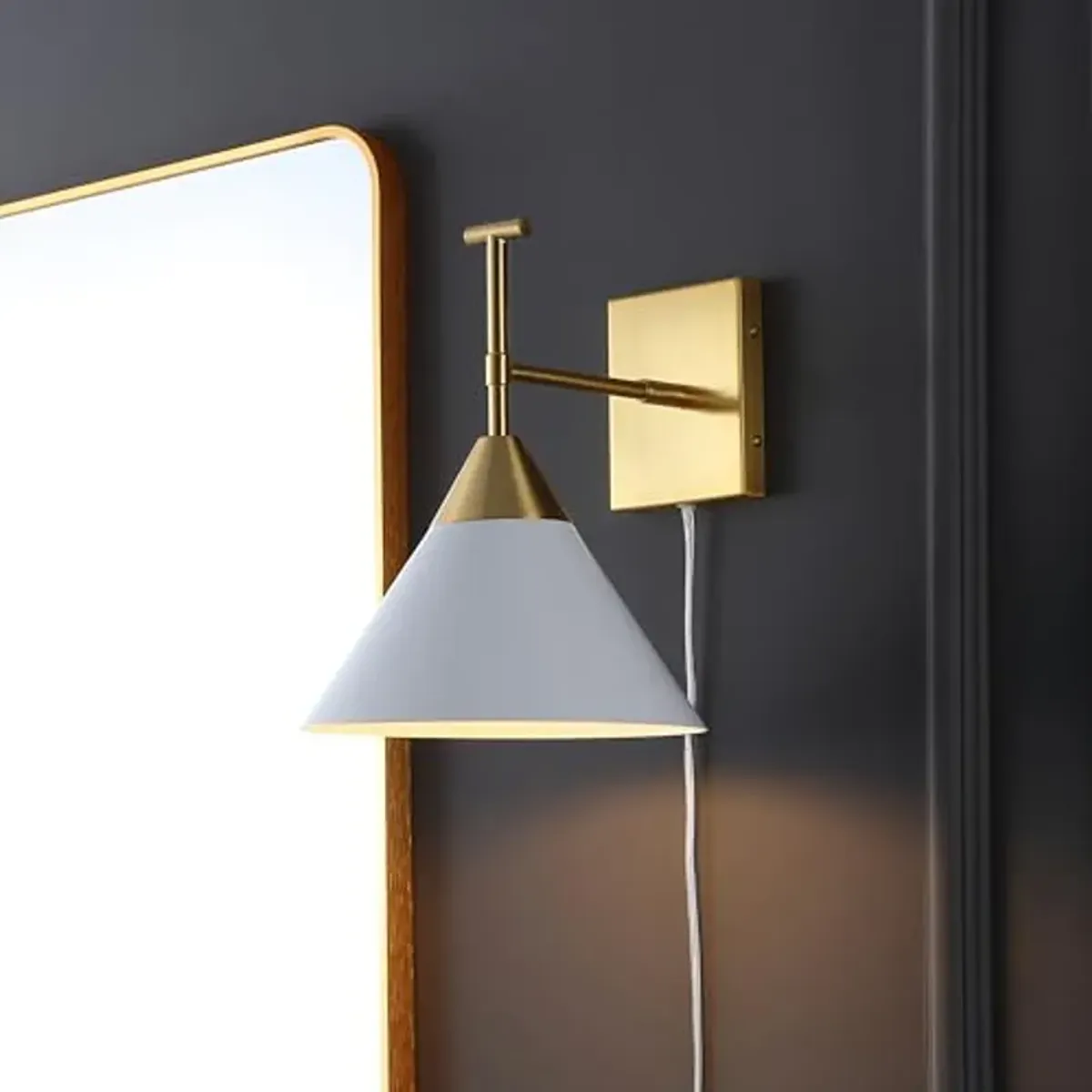 SAFAVIEH Lighting Collection Velezia Gold/White Downlight Wall Sconce Light Fixture (LED Bulb Included)