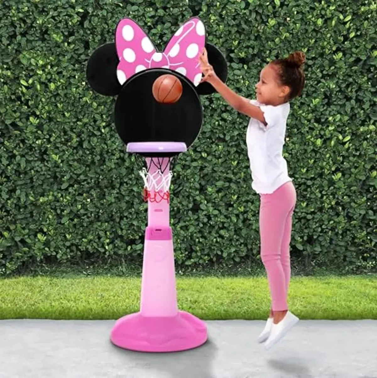 Delta Children Minnie Mouse Plastic Basketball Set Includes Basketball Hoop, 1 Basketball and Ball Pump