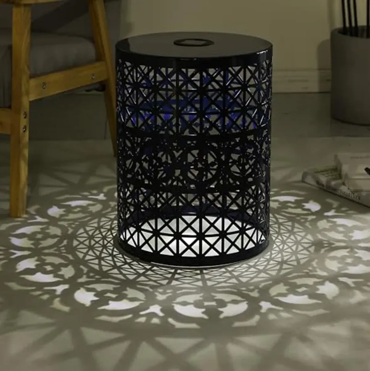 Christopher Knight Home Outdoor Side Table with Solar Powered Light,Lace Cut Iron Side Table,Round Patio Garden Stool,Metal Decorative Garden Stool for Patio or Balcony, Dark Blue