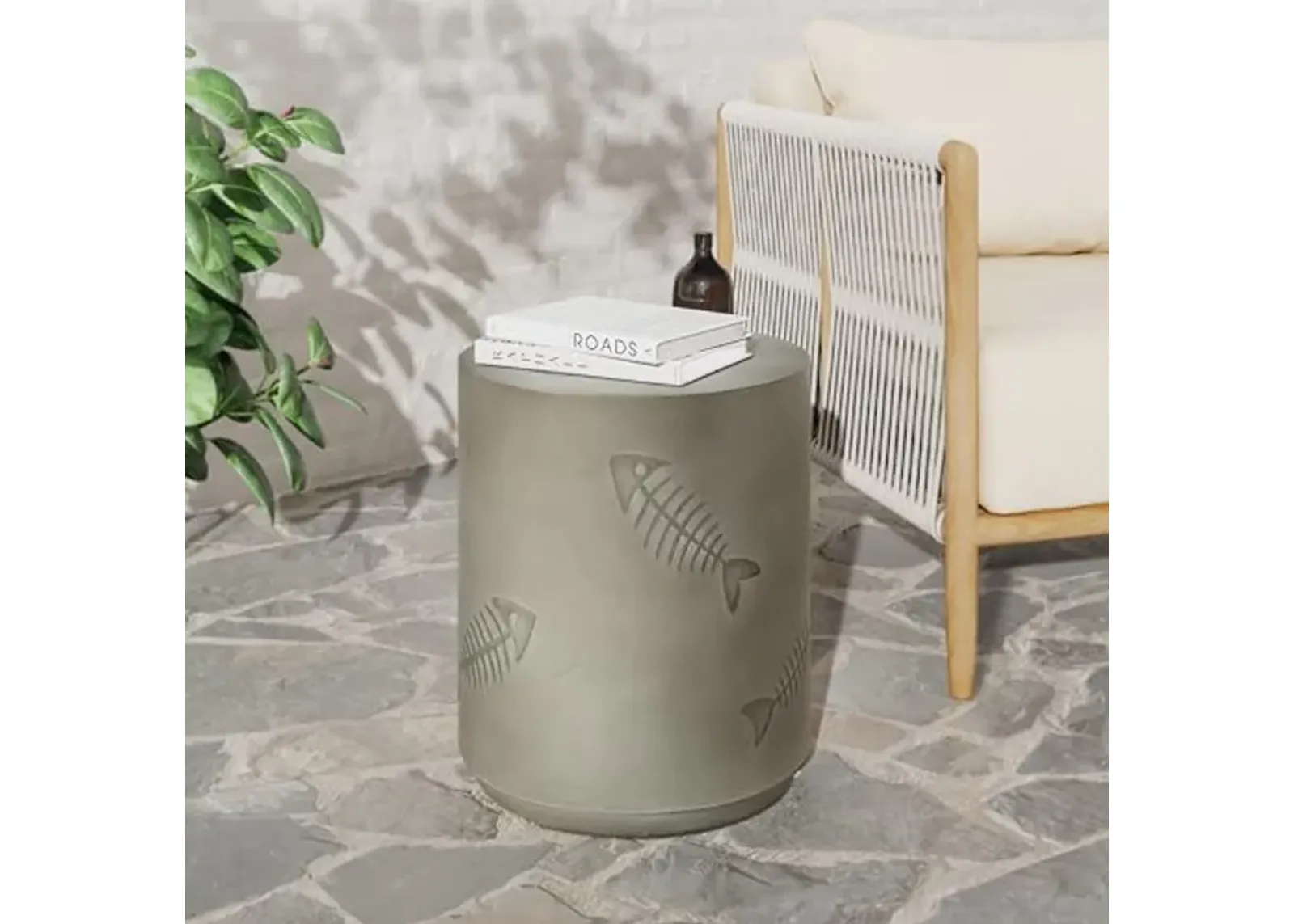 Christopher Knight Home Round Side Table, Outdoor Side Table, Accent End Table, Patio Side Table with Fish Pattern Finish Modern Design Ideal for Patio Garden Balcony Living Room, Grey