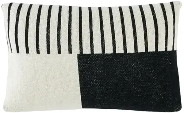 SAFAVIEH Drew 12x20 Lumbar Pillow, Ivory/Black