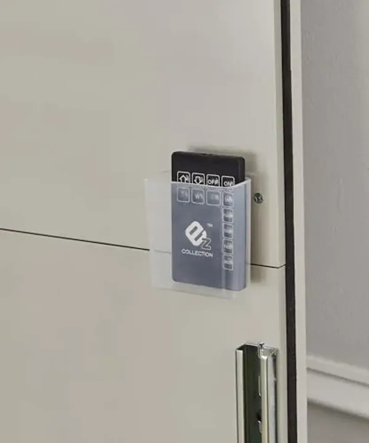 Signature Design by Ashley Zyniden Full Upholstered Panel Headboard, Silver