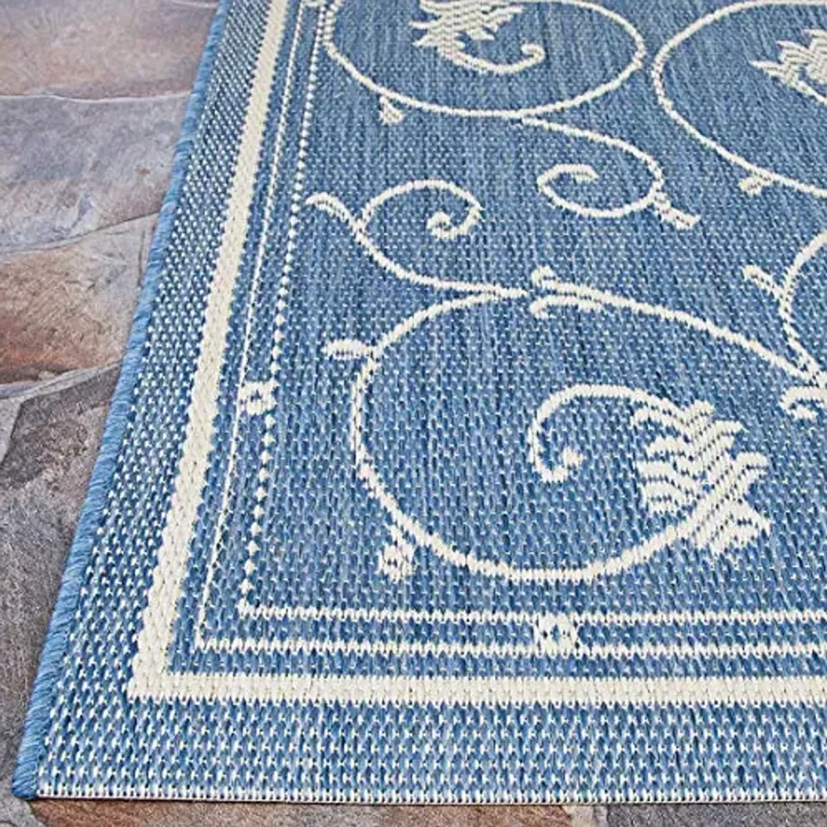 Couristan Recife Indoor Outdoor Rug - Veranda 7'6" Round in Ivory and Blue, Floral Scroll, Hose Washable, Pet- Kid Friendly Home Decor for Living Room, Patio Furniture Set, Kitchen