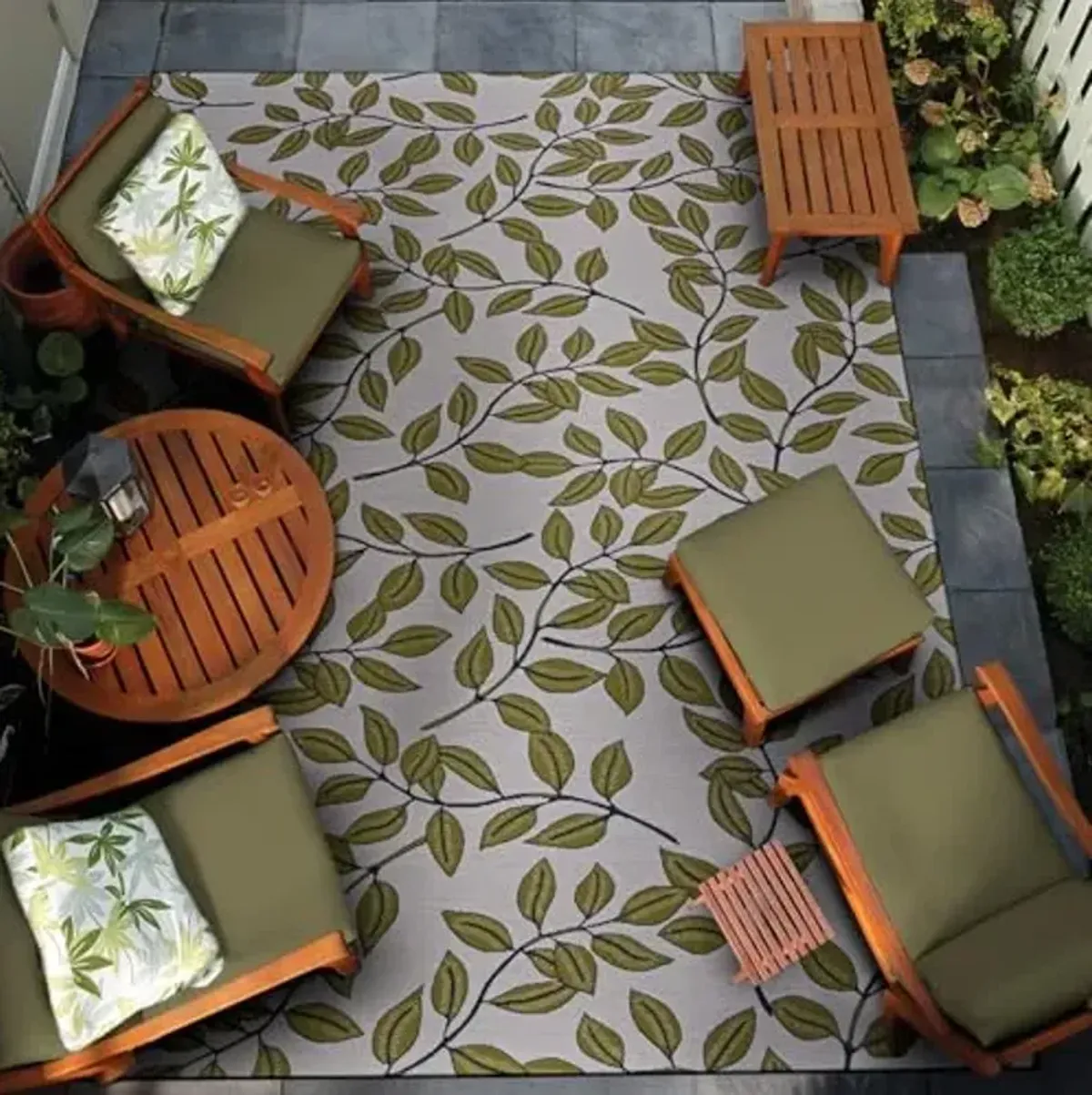 Couristan Dolce Indoor Outdoor Patio Rug - 5'3" x 7'6" Rectangle, Summer Ivy Ivory-Olive Transitional Floral, Pet-Friendly Low Maintenance Rug for Patio, Deck, or Living Room