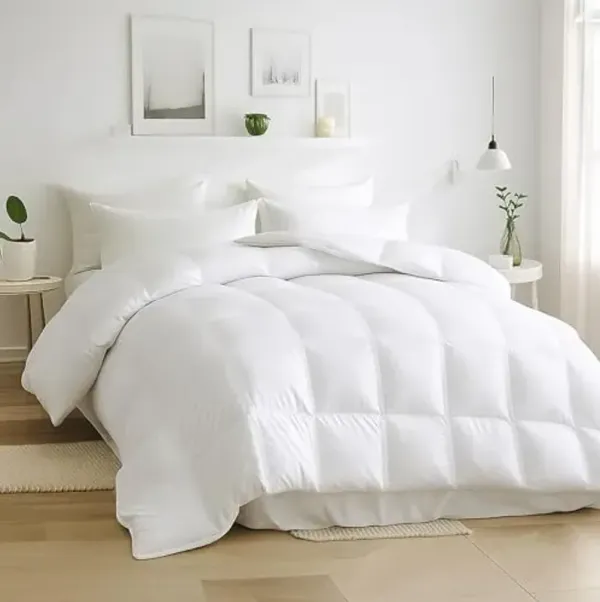 Beautyrest Luxury Goose Down Fiber Comforters Queen Size, Hotel Collection All Seasons Duvet Insert, 100% Cotton, Extra Fluffy Breathable White Bedding Comforters, 8 Corner & Center Loops, 90''x90''