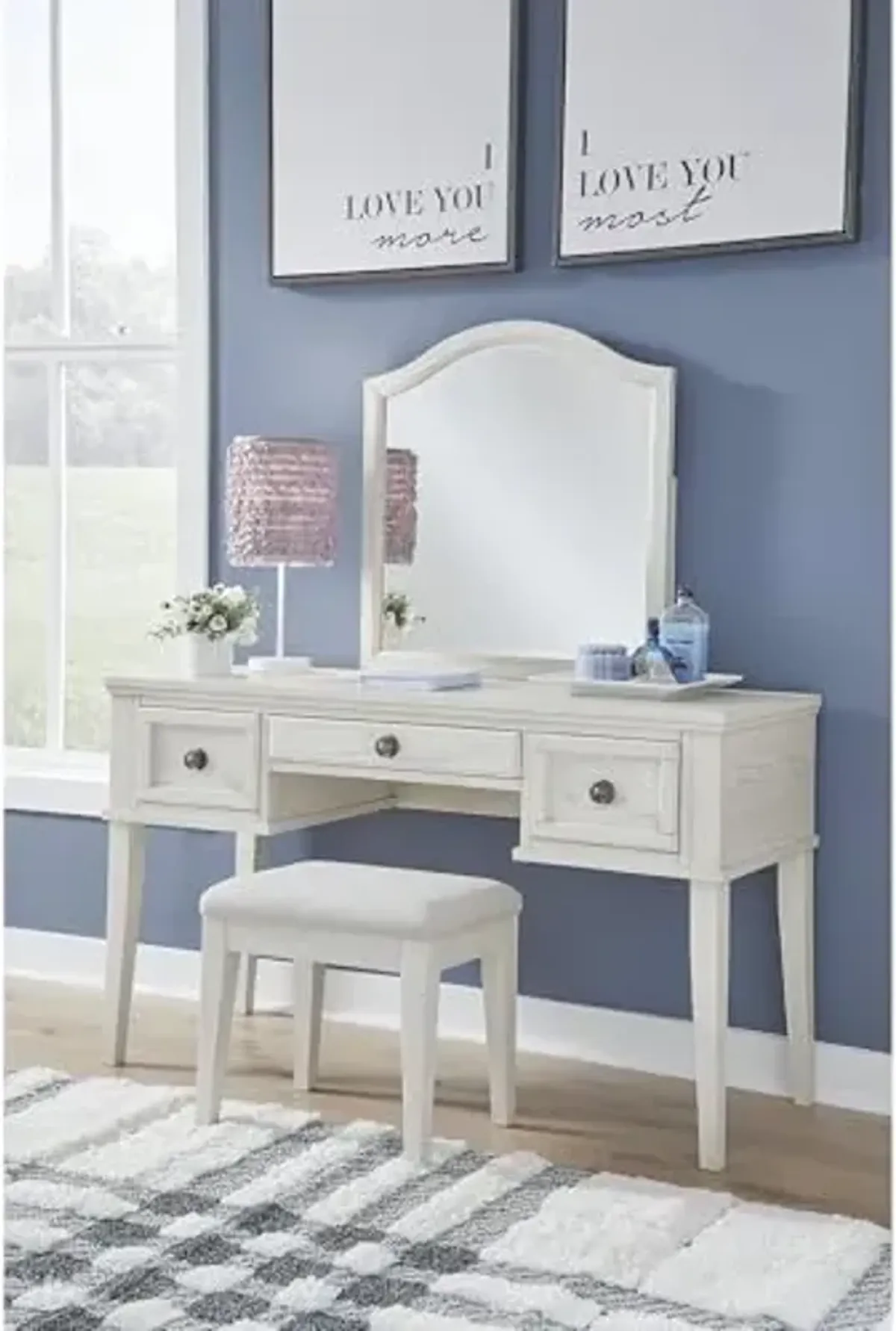 Signature Design by Ashley Robbinsdale Cottage 3-Drawer Mirrored Vanity with Bench and Safety Stop, White