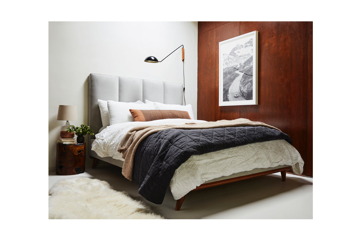 Carter Upholstered Velvet Platform Bed