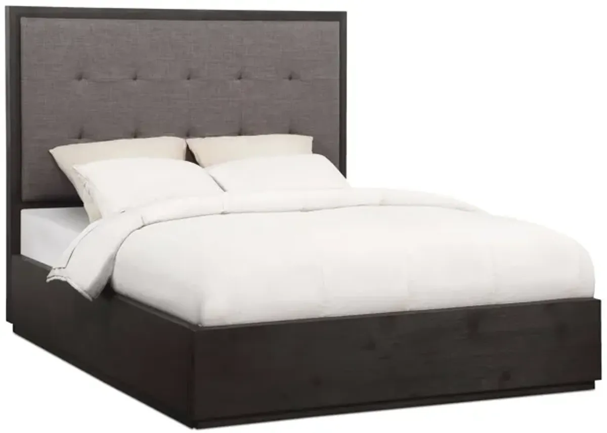 Hollyridge Platform Bed