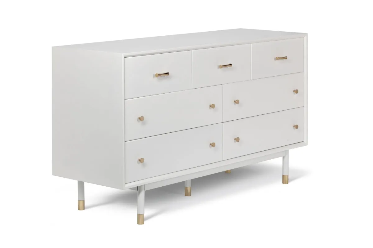 Chloe Dresser