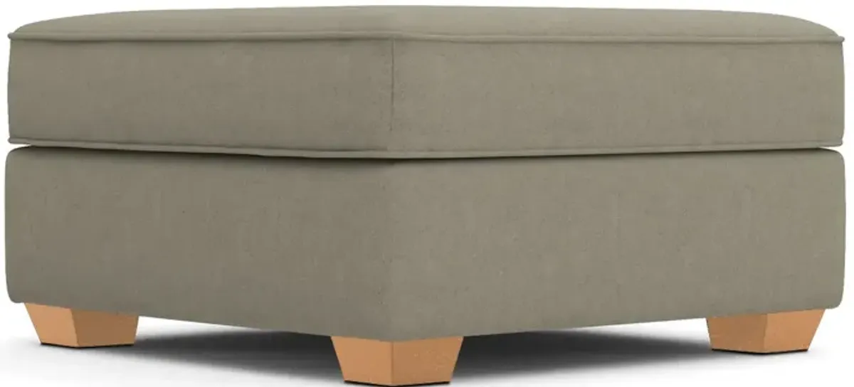 Catalina Ottoman