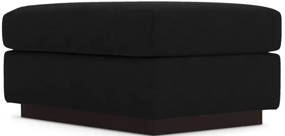 Nora Ottoman