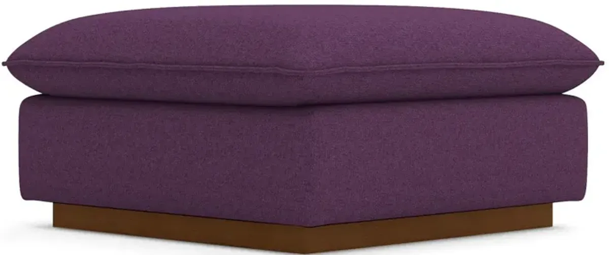 Olivia Ottoman