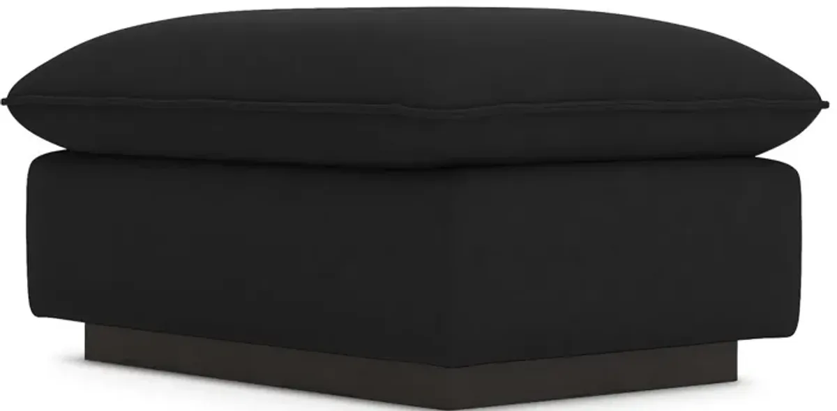 Olivia Ottoman