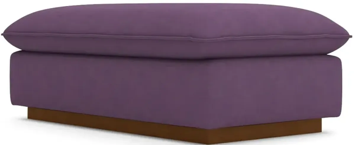 Olivia Ottoman