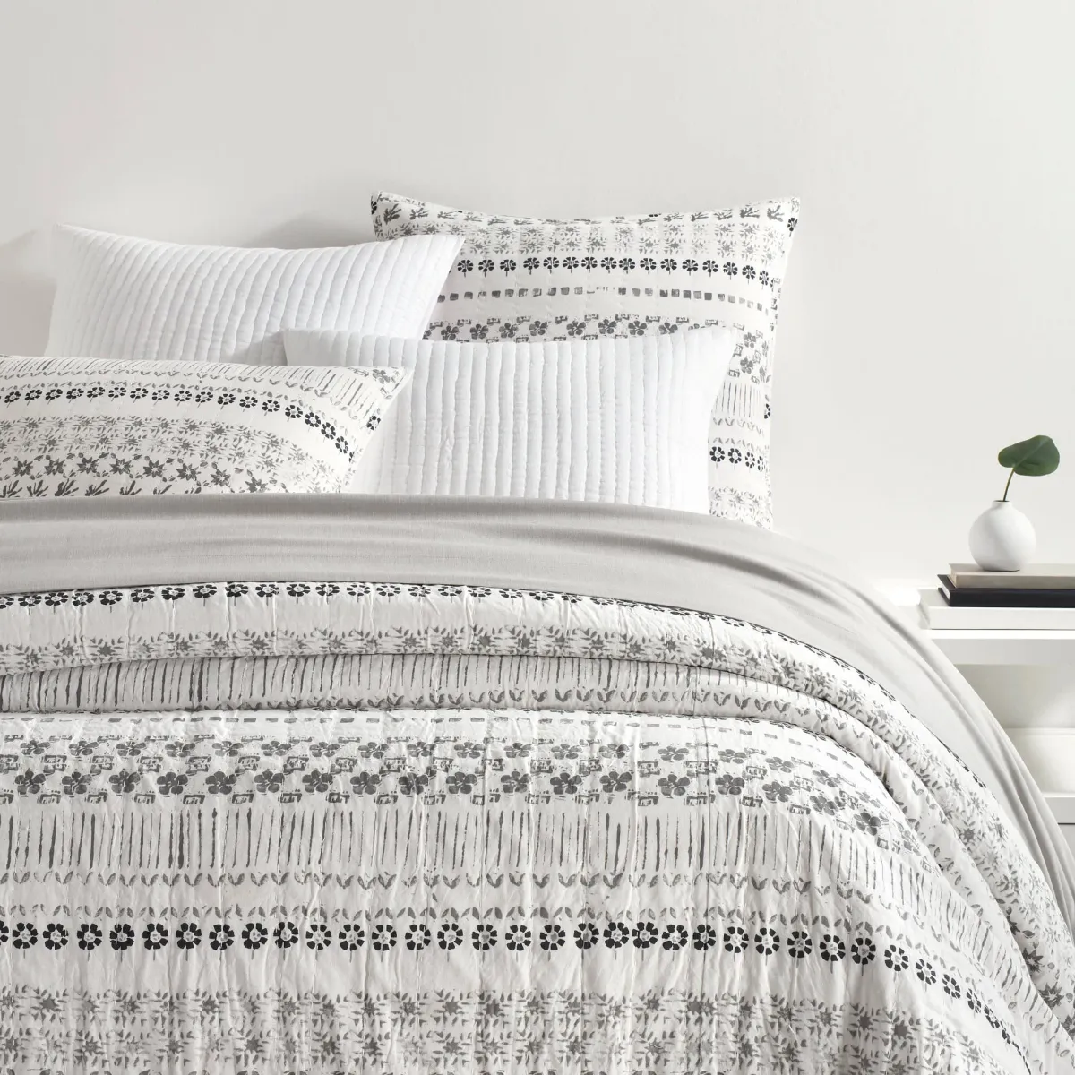 Hawthorn Coverlet