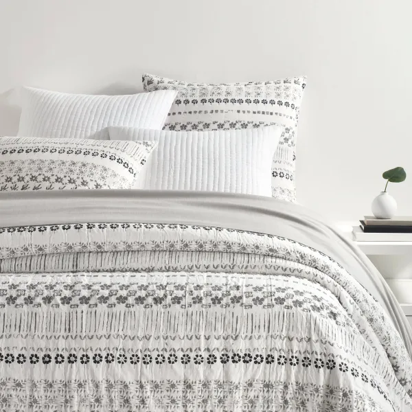 Hawthorn Coverlet