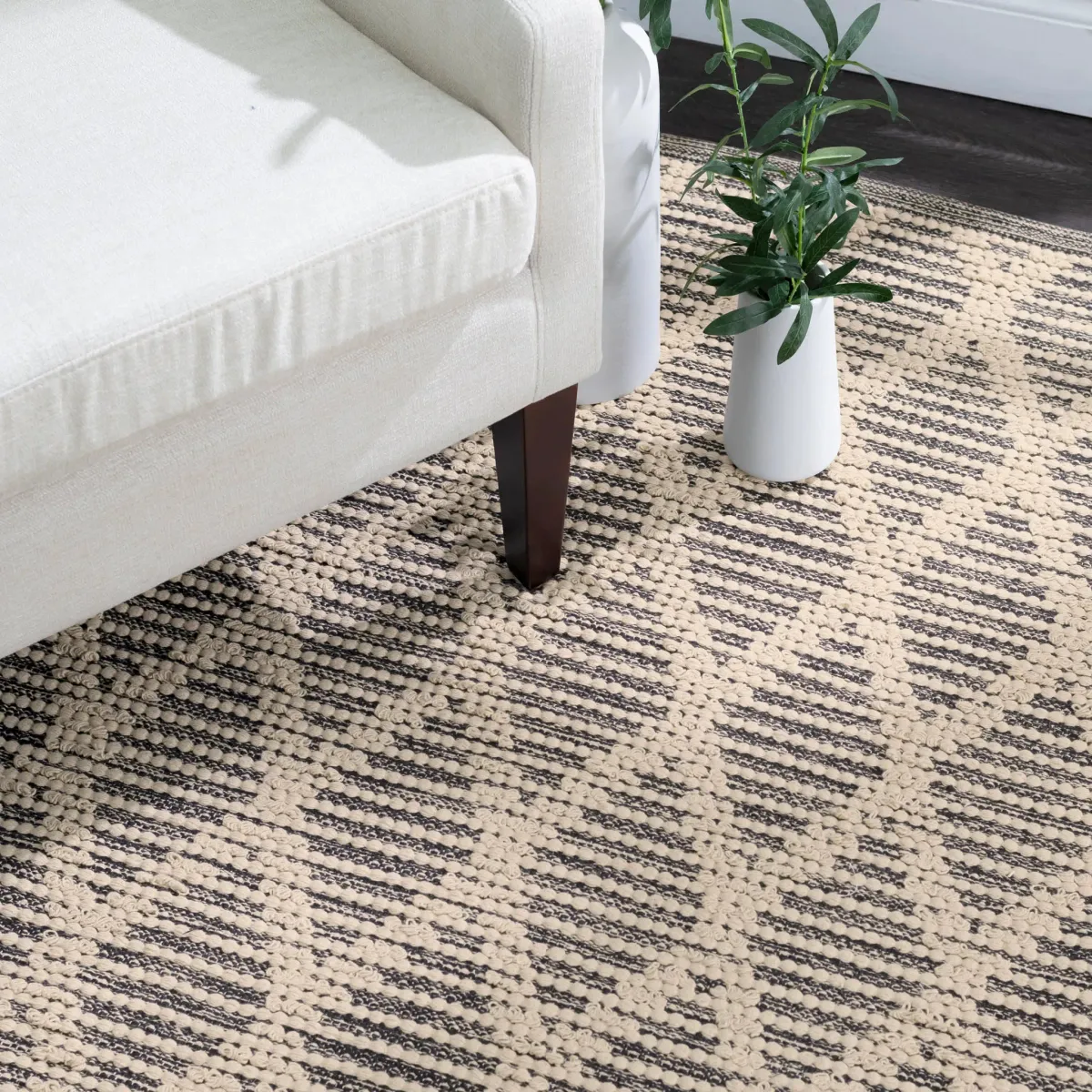 Textured Diamond Handwoven Cotton Rug