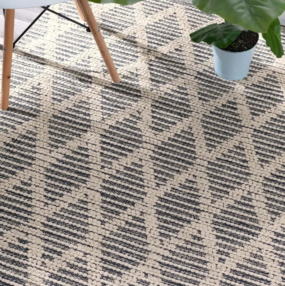 Textured Diamond Handwoven Cotton Rug