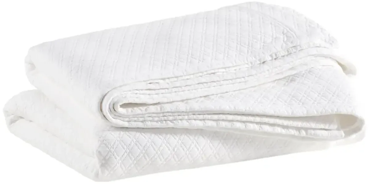 Diamond White Matelasse coverlet
