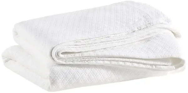 Diamond White Matelasse coverlet