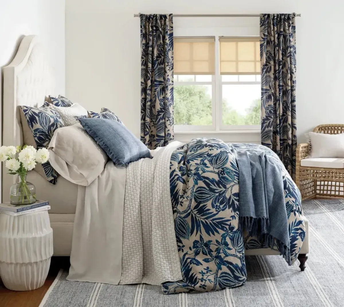 Lodi Matelasse Coverlet
