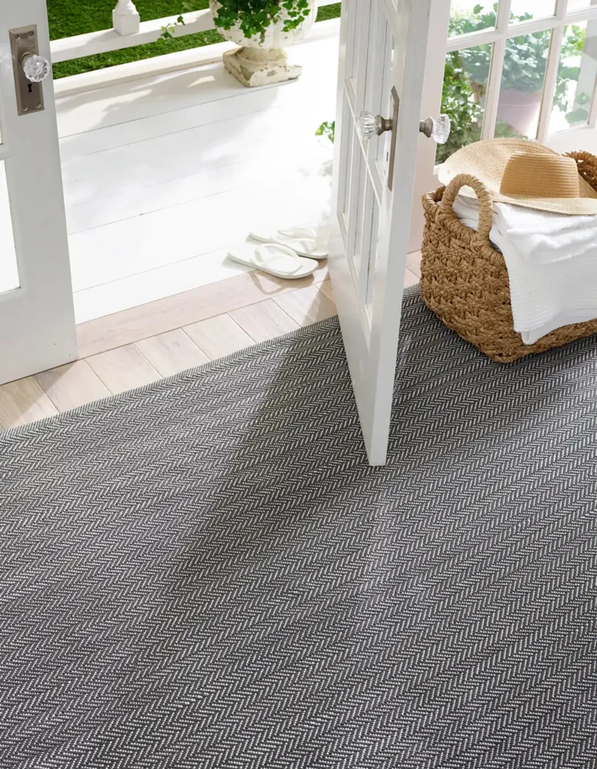 Herringbone Handwoven Indoor/Outdoor Rug